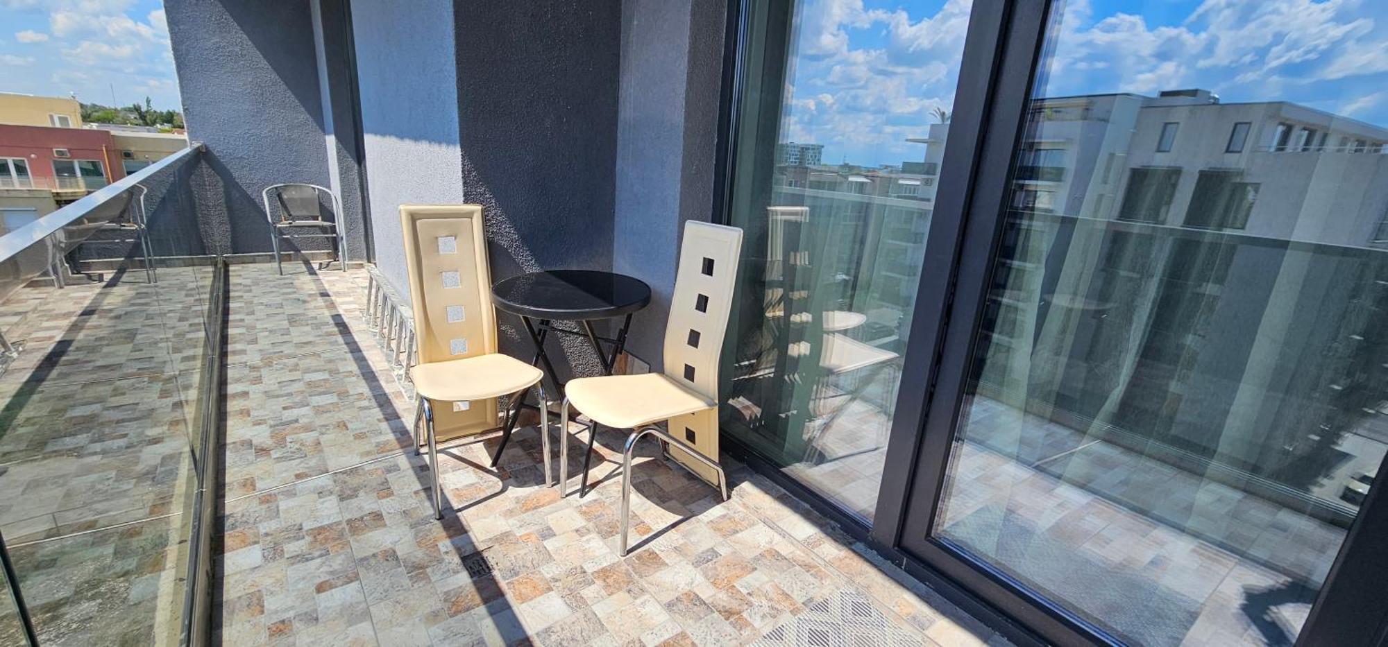 Luxury Aparthotel Promenada In Building Stefan Prima Linie La Mare Năvodari Exteriör bild